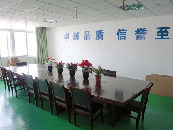 生產(chǎn)車間，研發(fā)人員開會廳